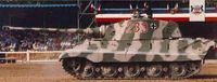 Tiger II vom Panzermuseum in Saumur (Frankreich) bei einer Vorführung in den 90er Jahren